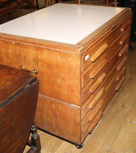 A modern plan chest, fitted six drawers, in two sections W.113cm